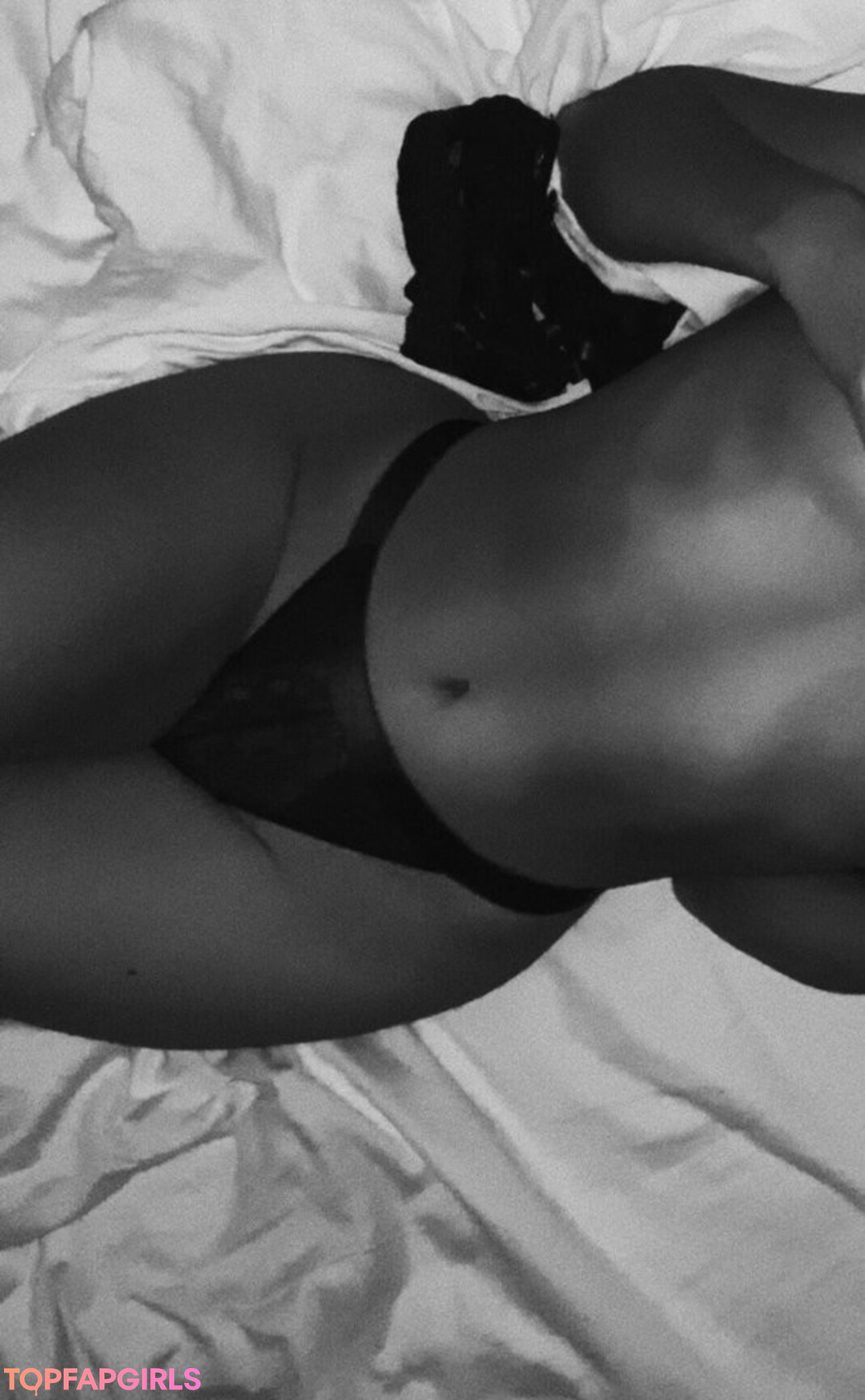 Foto di nudo di fuga di OnlyFans di Alliyah #10 Foto di nudo di fuga di OnlyFans di Alliyah #10
