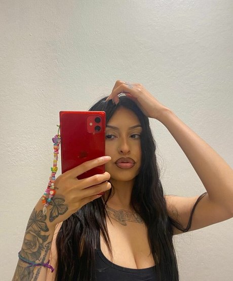 Foto di nudo di fuga di OnlyFans di Listapia