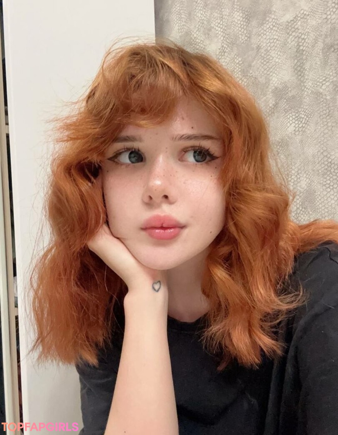 Foto di nudo di fuga di OnlyFans di Frauleinmilk #501 Foto di nudo di fuga di OnlyFans di Frauleinmilk #501