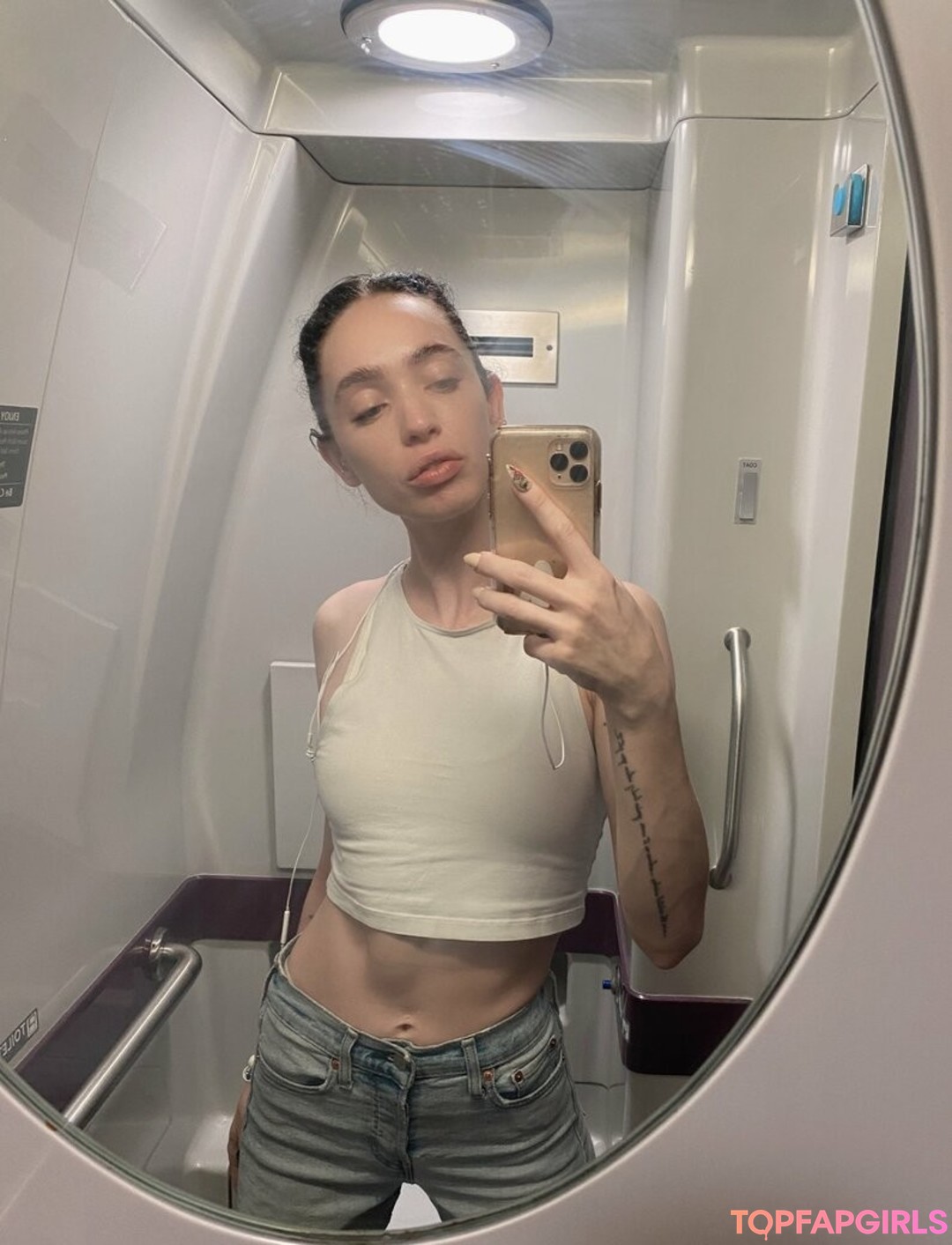 Foto di nudo di fuga di OnlyFans di Taylor Zahn #4 Foto di nudo di fuga di OnlyFans di Taylor Zahn #4