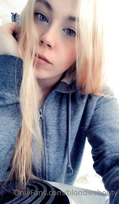 Blondiesbooty