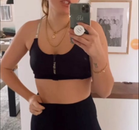 Foto di nudo di fuga di OnlyFans di Anna Maria Damm