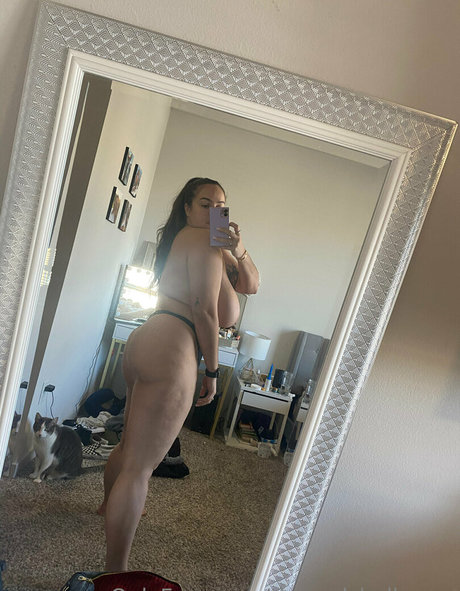 Therealshelbyxo