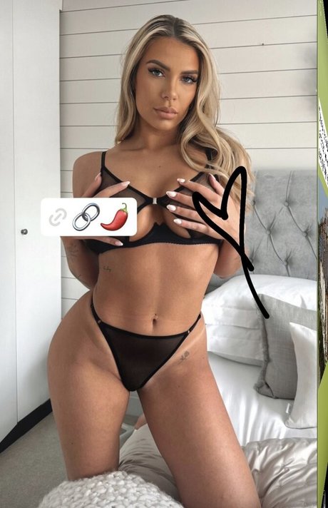Foto di nudo di fuga di OnlyFans di Chelsea Elizbethx