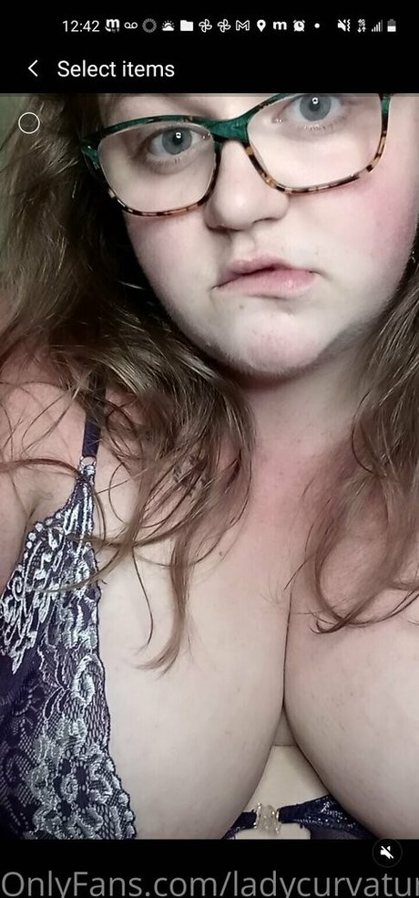 Ladykeepsherlegsopen