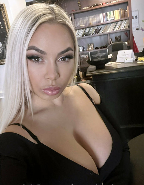 Lexas_dressing_room