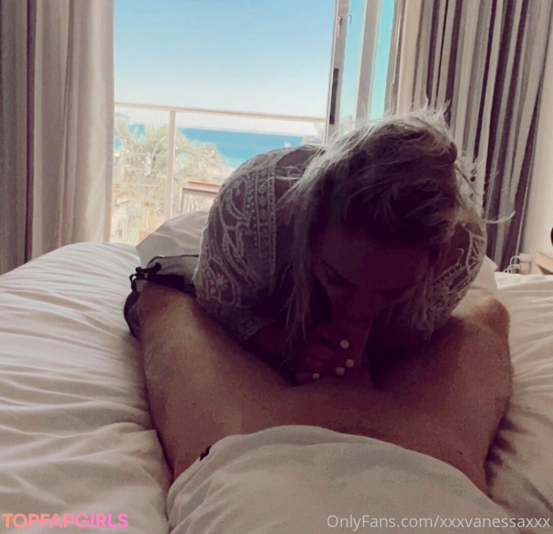Foto di nudo di fuga di OnlyFans di Xxxvanessaxxx #132 Foto di nudo di fuga di OnlyFans di Xxxvanessaxxx #132