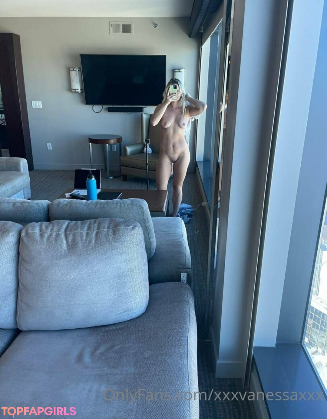 Foto di nudo di fuga di OnlyFans di Xxxvanessaxxx #440 Foto di nudo di fuga di OnlyFans di Xxxvanessaxxx #440