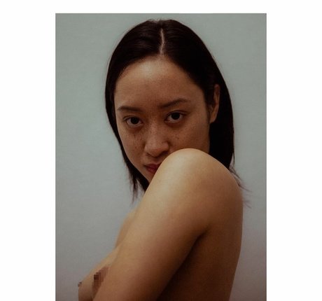 Foto di nudo di fuga di OnlyFans di Dieu Linh Vuong