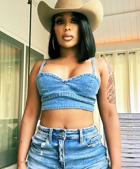Foto di nudo di fuga di OnlyFans di K Michelle