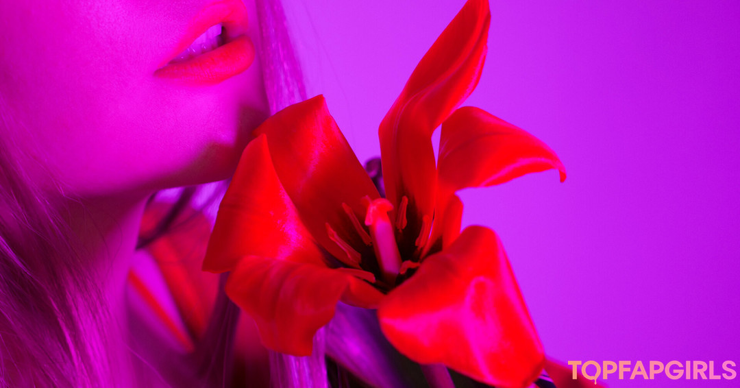 Foto di nudo di fuga di OnlyFans di Asmr Kittyklaw #1003