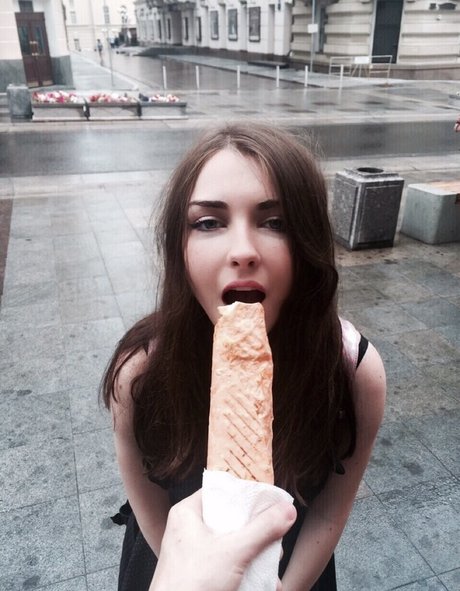 Foto di nudo di fuga di OnlyFans di Arina Berdnikova