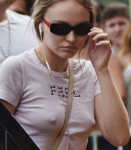 Lily-Rose Depp