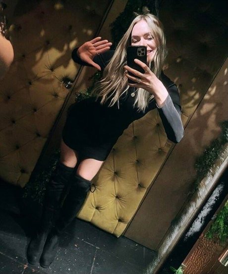 Foto di nudo di fuga di OnlyFans di Laura Woods