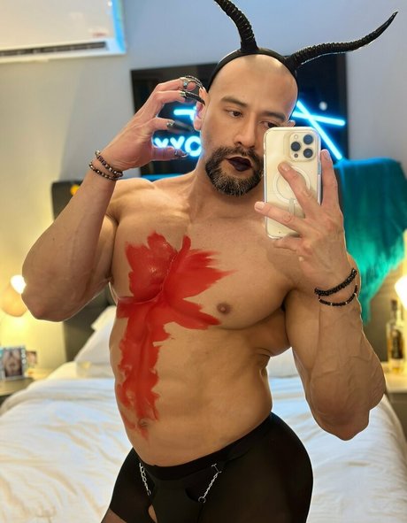 Foto di nudo di fuga di OnlyFans di Aleolatinoxxx