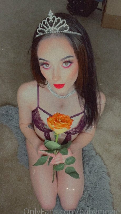Foto di nudo di fuga di OnlyFans di Babymegie