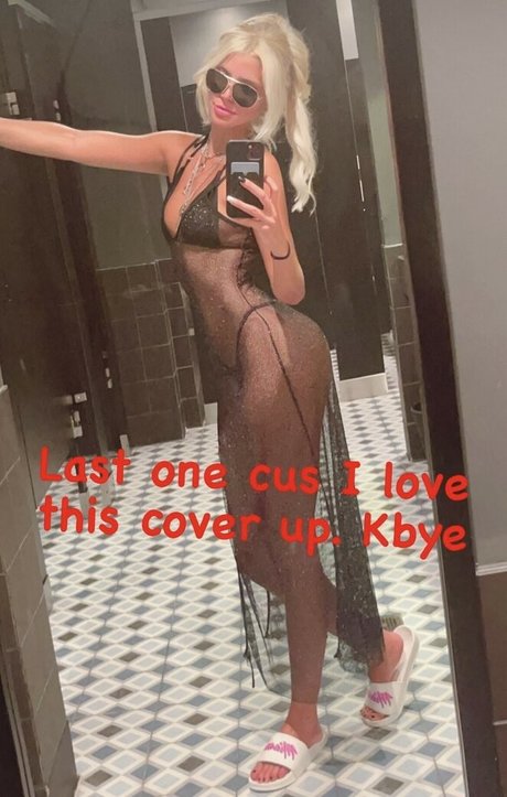 Foto di nudo di fuga di OnlyFans di Mahila Mendez