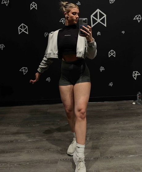 Foto di nudo di fuga di OnlyFans di Faith Ordway