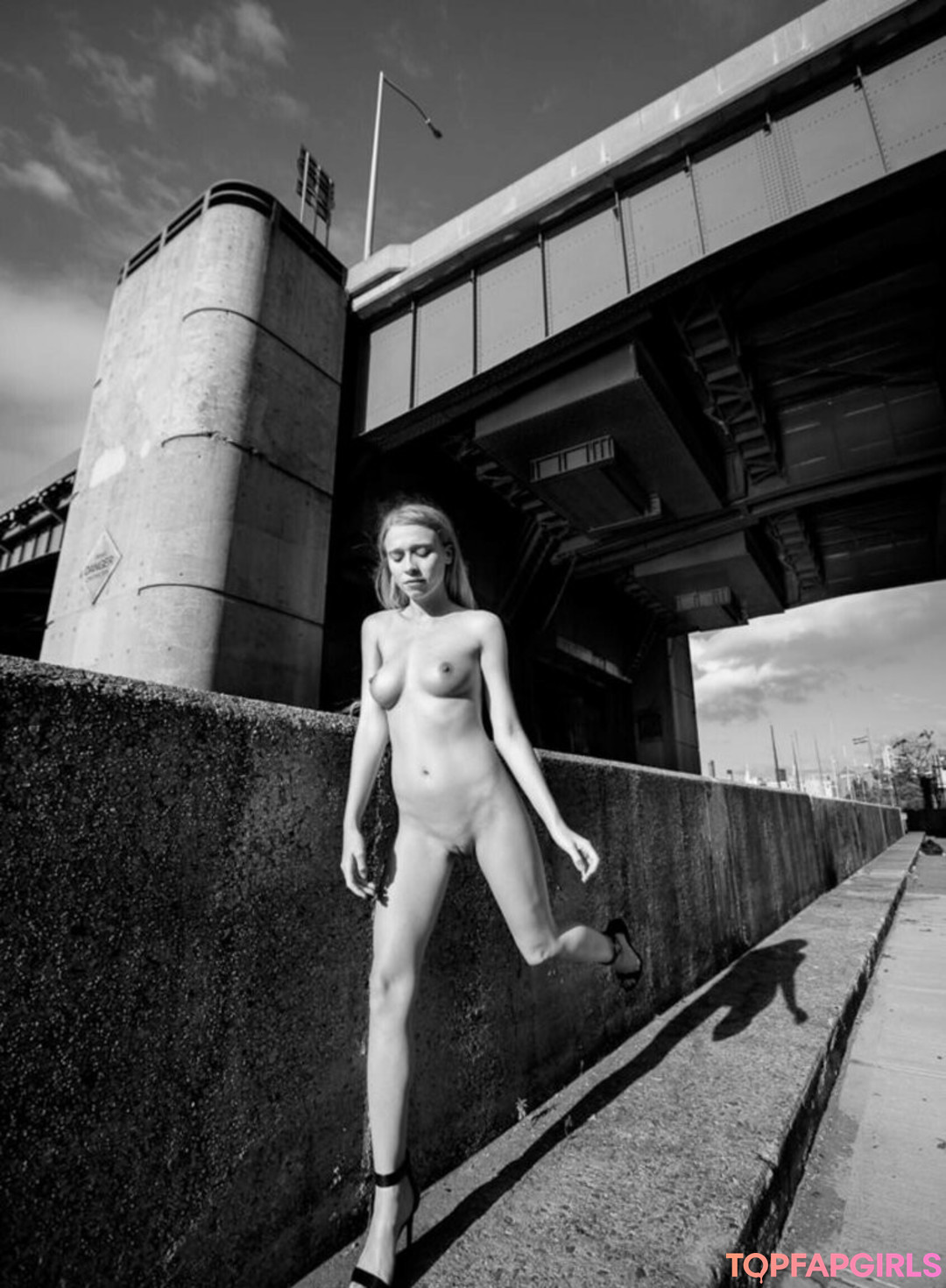 Foto di nudo di fuga di OnlyFans di Riley Anne #53 Foto di nudo di fuga di OnlyFans di Riley Anne #53