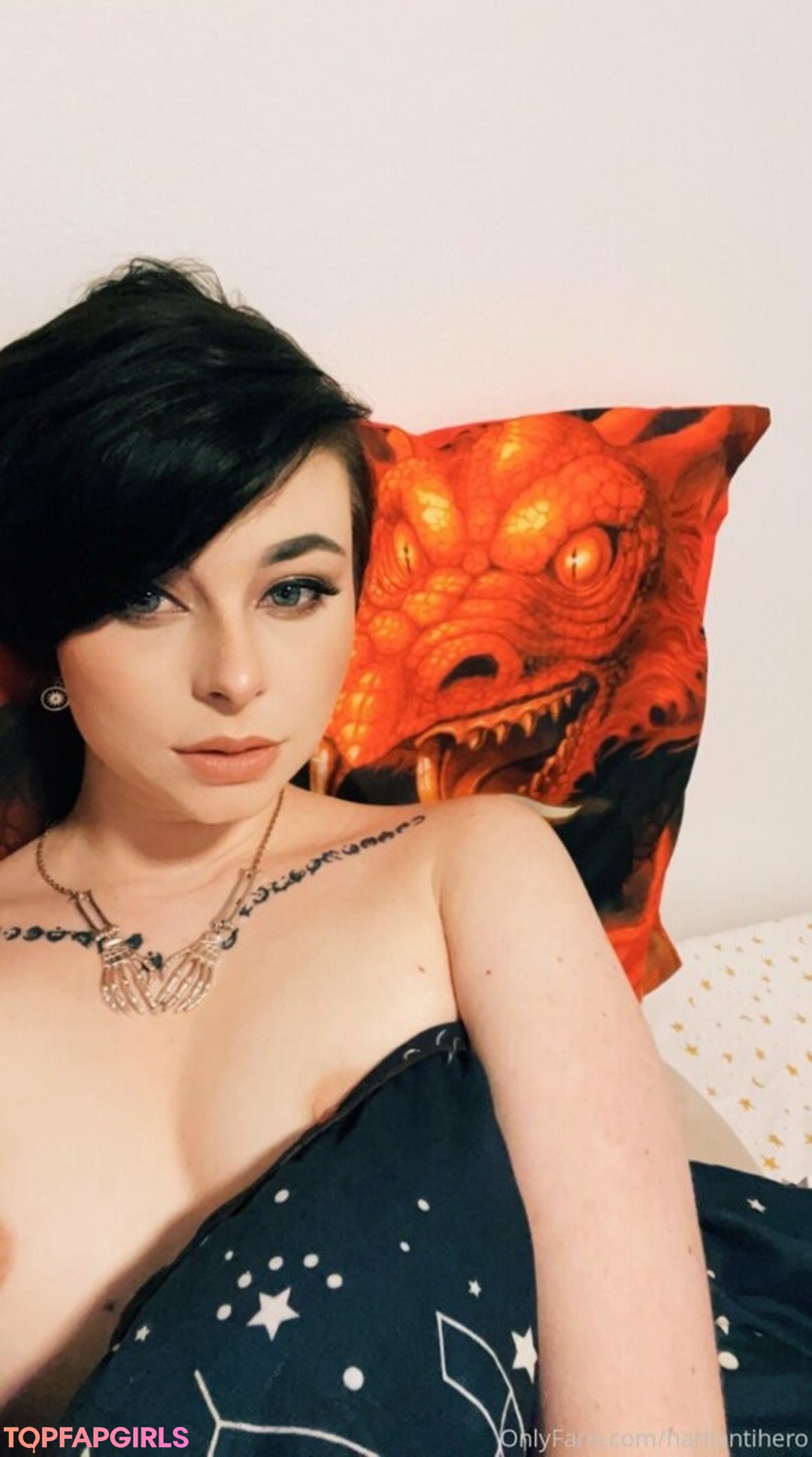 Foto di nudo di fuga di OnlyFans di Harliantihero #28 Foto di nudo di fuga di OnlyFans di Harliantihero #28