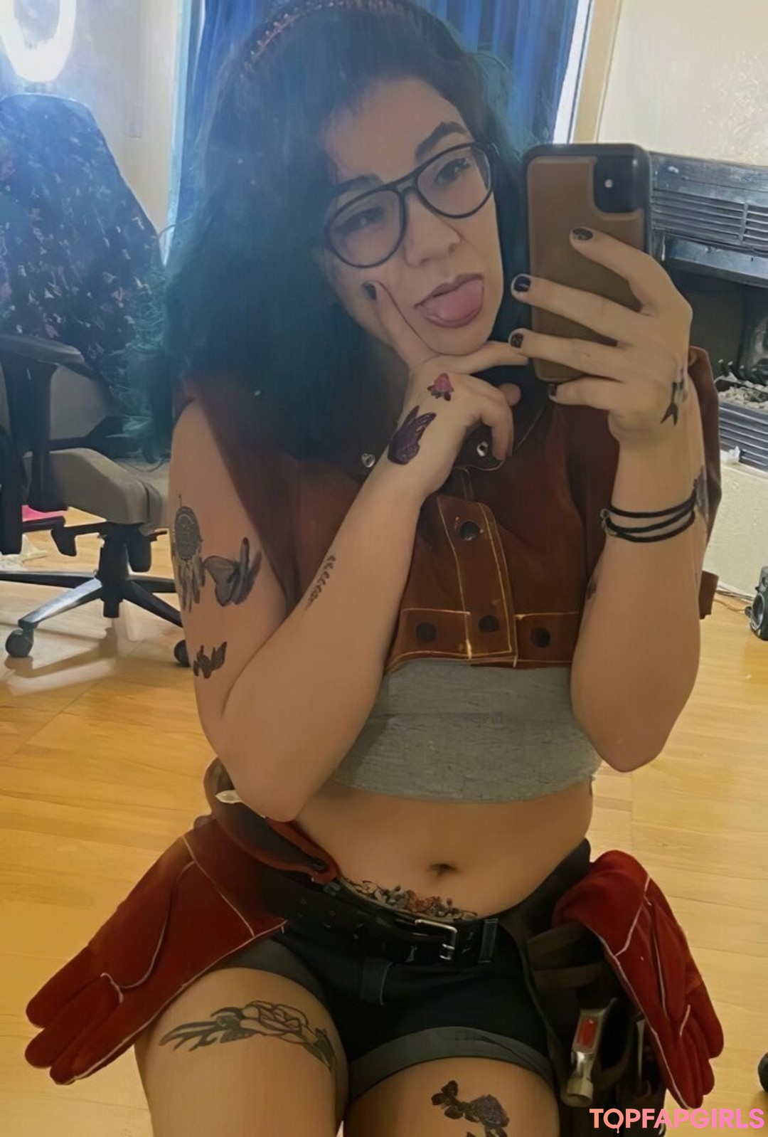 Foto di nudo di fuga di OnlyFans di Tiffany Lockheart #190 Foto di nudo di fuga di OnlyFans di Tiffany Lockheart #190