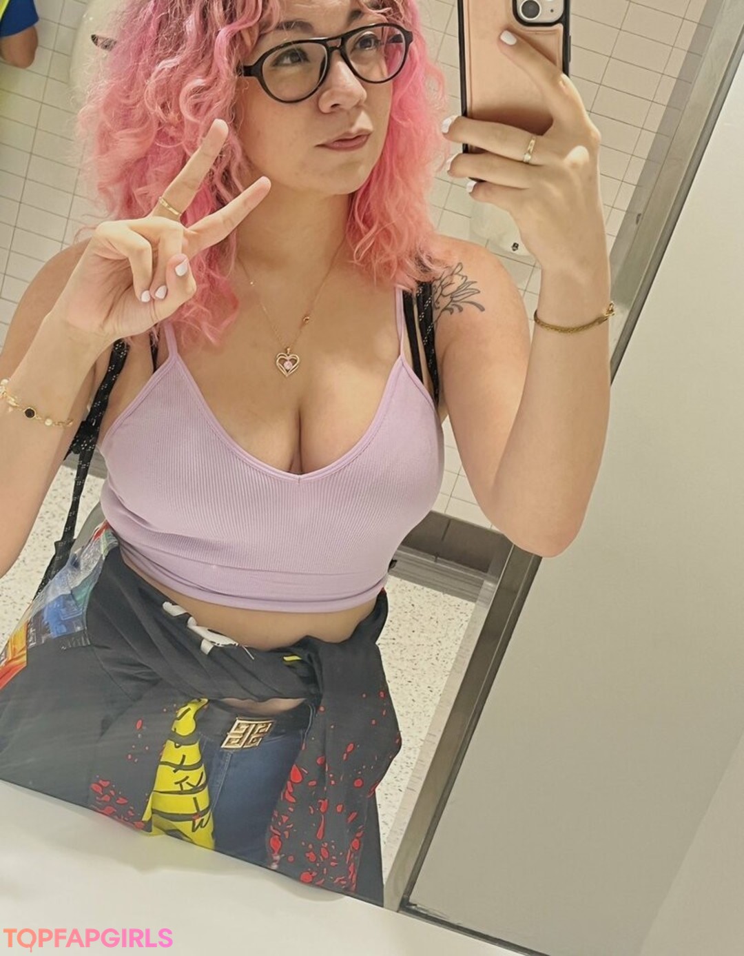 Foto di nudo di fuga di OnlyFans di Tiffany Lockheart #83 Foto di nudo di fuga di OnlyFans di Tiffany Lockheart #83