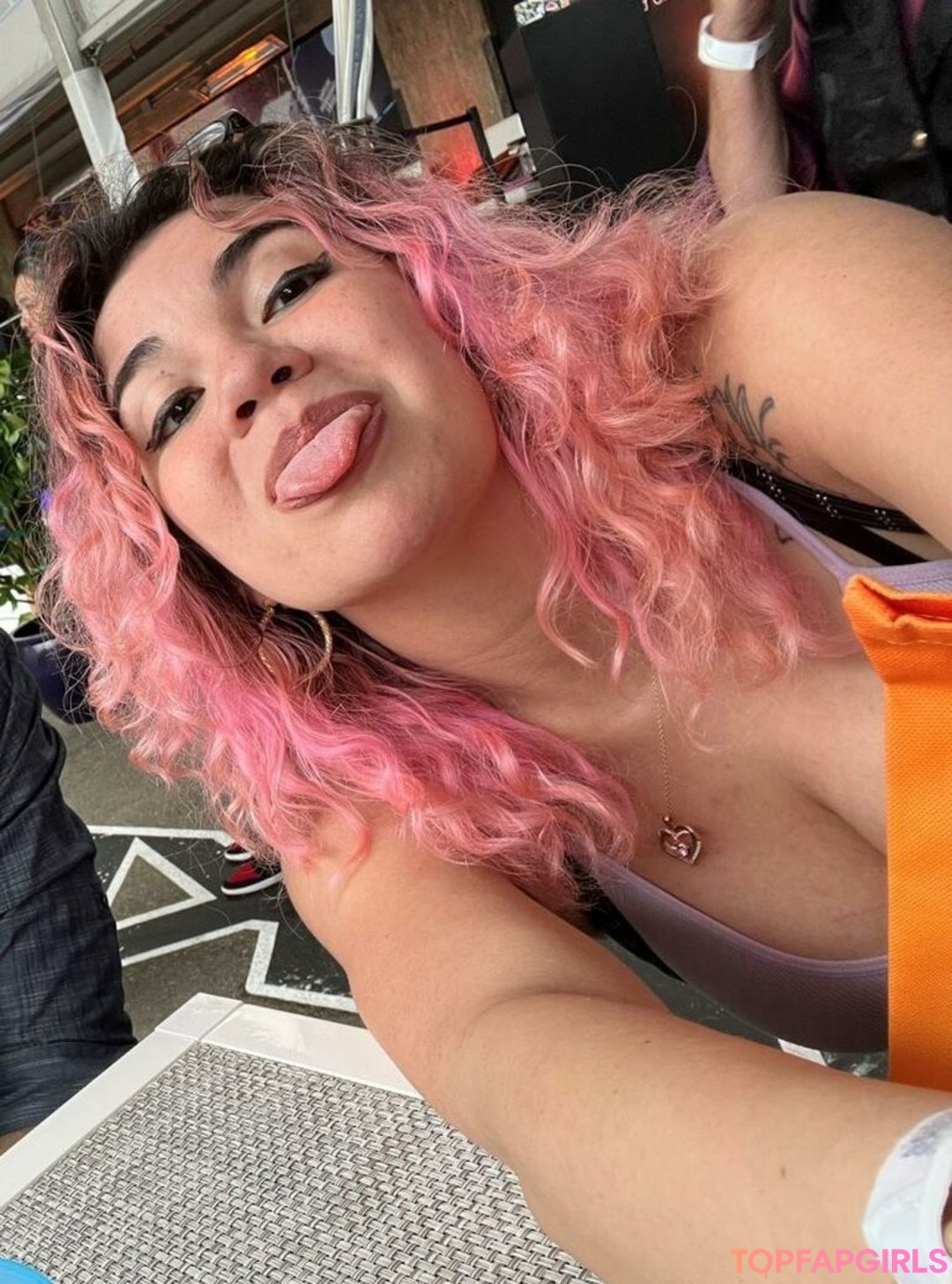 Foto di nudo di fuga di OnlyFans di Tiffany Lockheart #85 Foto di nudo di fuga di OnlyFans di Tiffany Lockheart #85