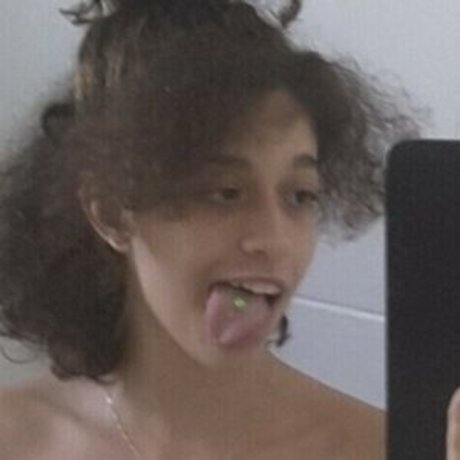 Foto di nudo di fuga di OnlyFans di Mtnuaporra
