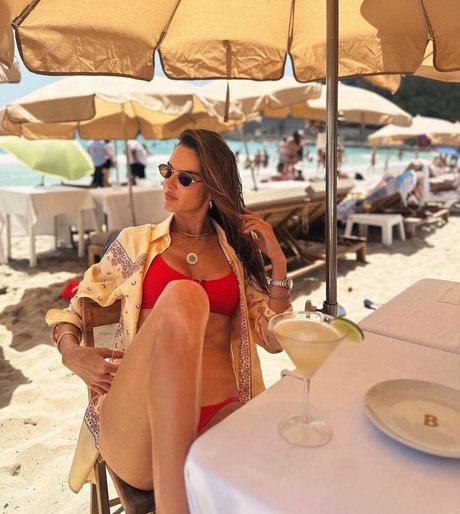 Alessandra Ambrosio