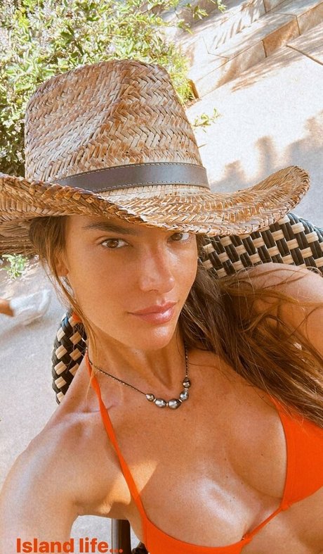 Alessandra Ambrosio