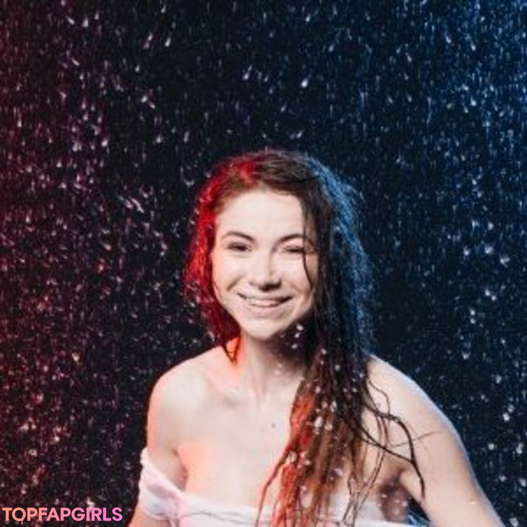 Foto di nudo di fuga di OnlyFans di Nancy Novikova #14 Foto di nudo di fuga di OnlyFans di Nancy Novikova #14