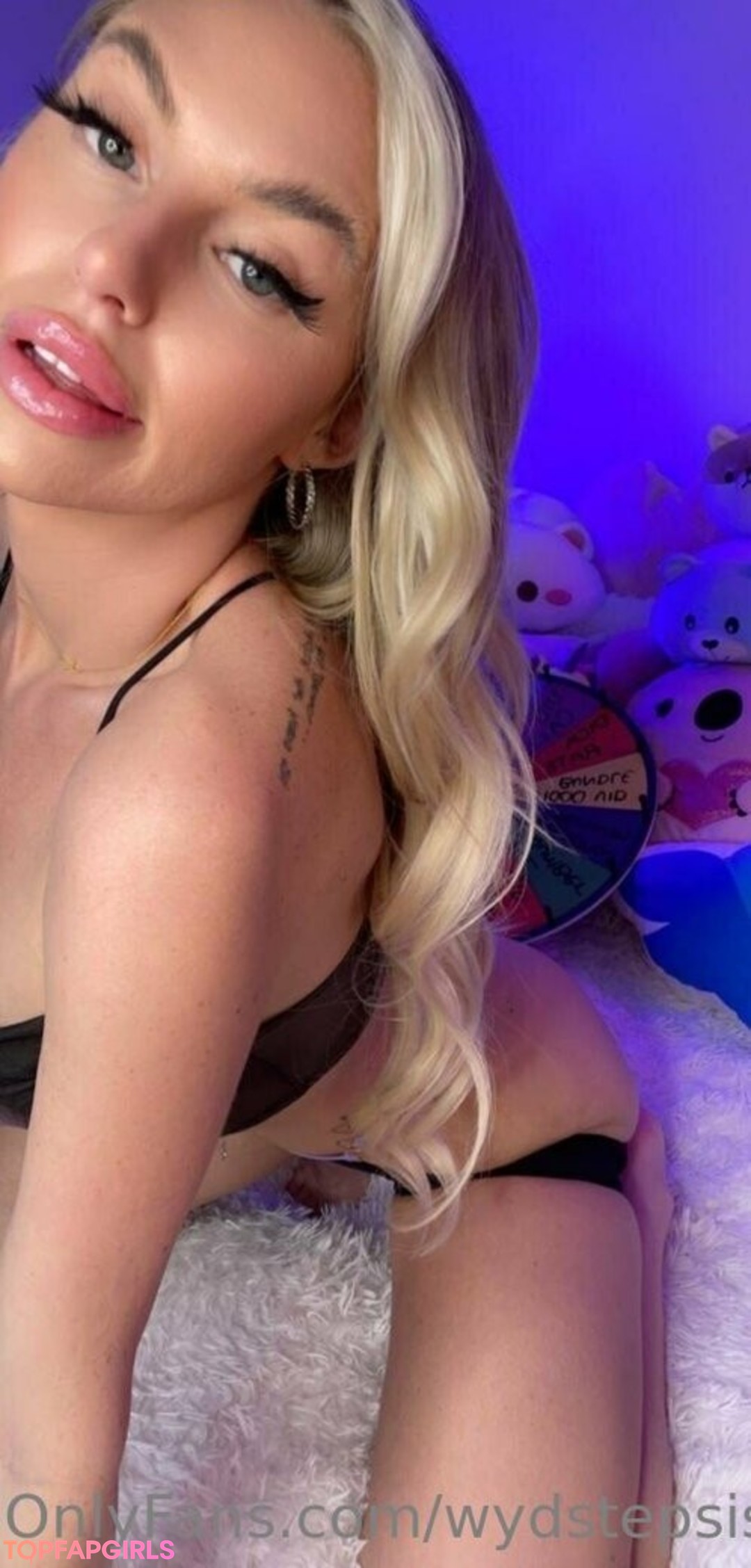 Foto di nudo di fuga di OnlyFans di Wydstepsissy #851 Foto di nudo di fuga di OnlyFans di Wydstepsissy #851