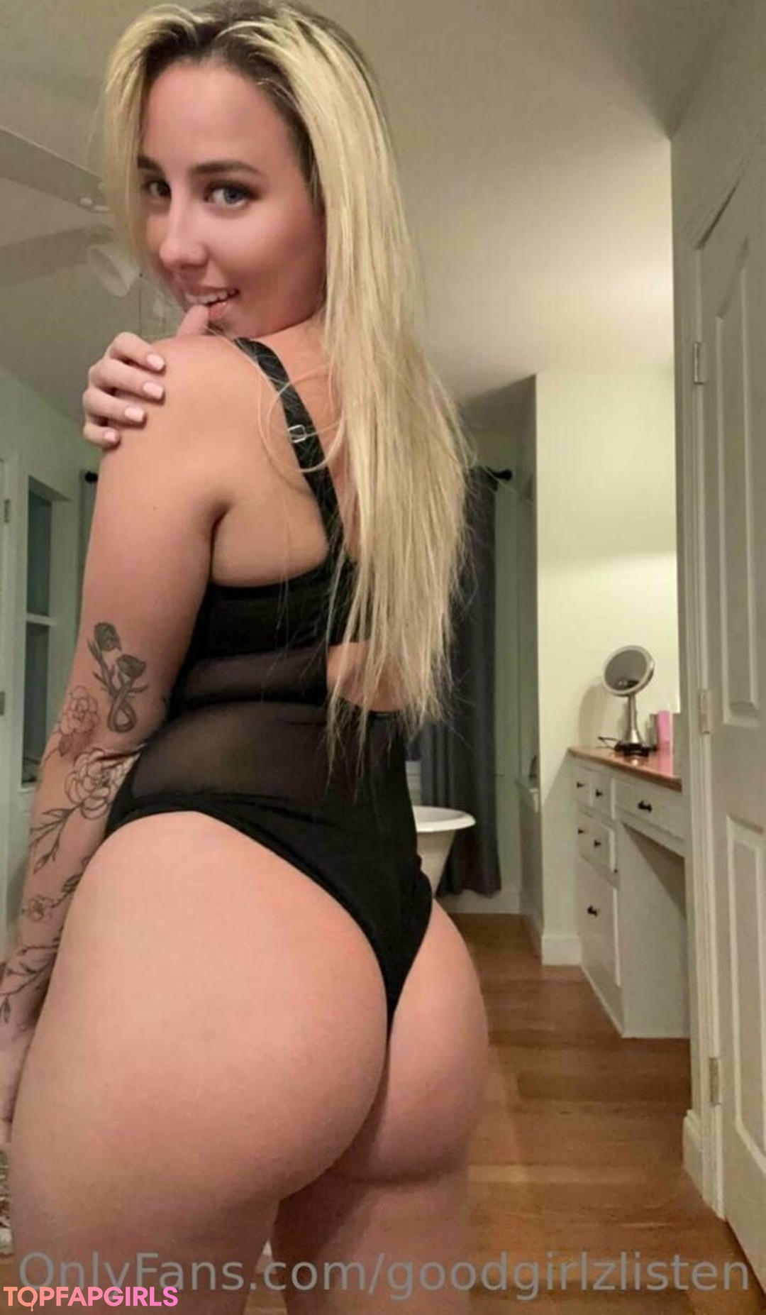 Foto di nudo di fuga di OnlyFans di Goodgirlzlisten #157