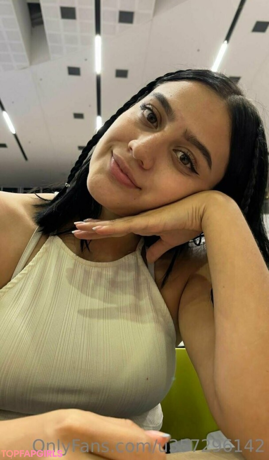 Foto di nudo di fuga di OnlyFans di Karinafernandez #13 Foto di nudo di fuga di OnlyFans di Karinafernandez #13