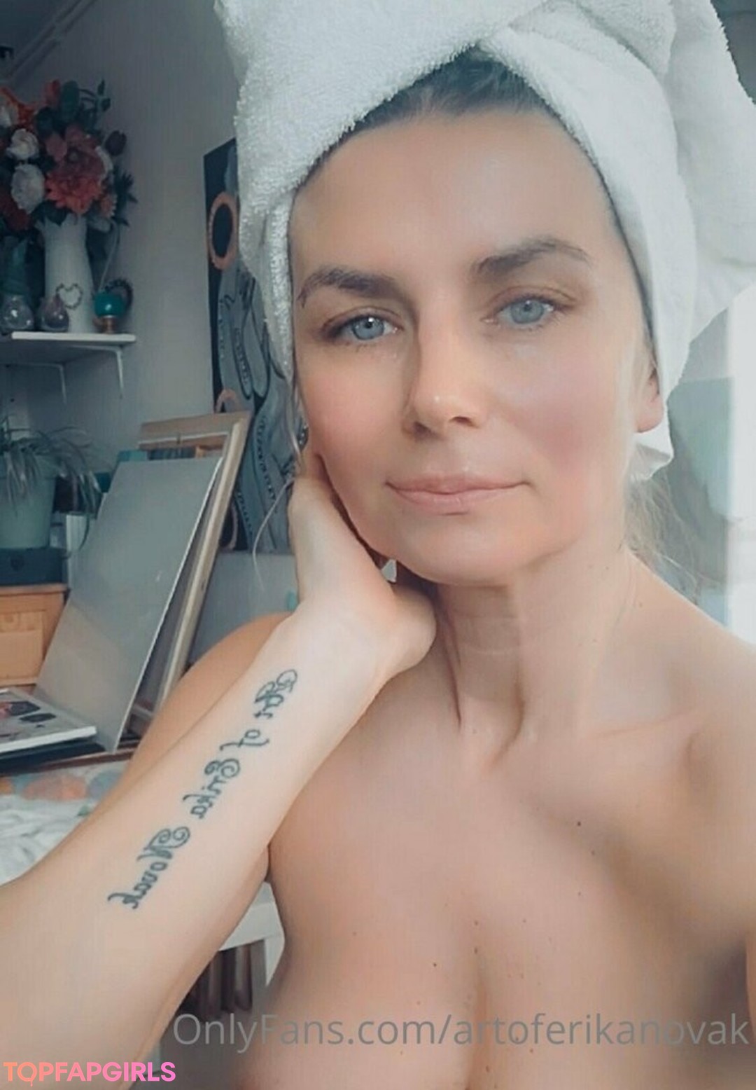 Foto di nudo di fuga di OnlyFans di Badery #73 Foto di nudo di fuga di OnlyFans di Badery #73