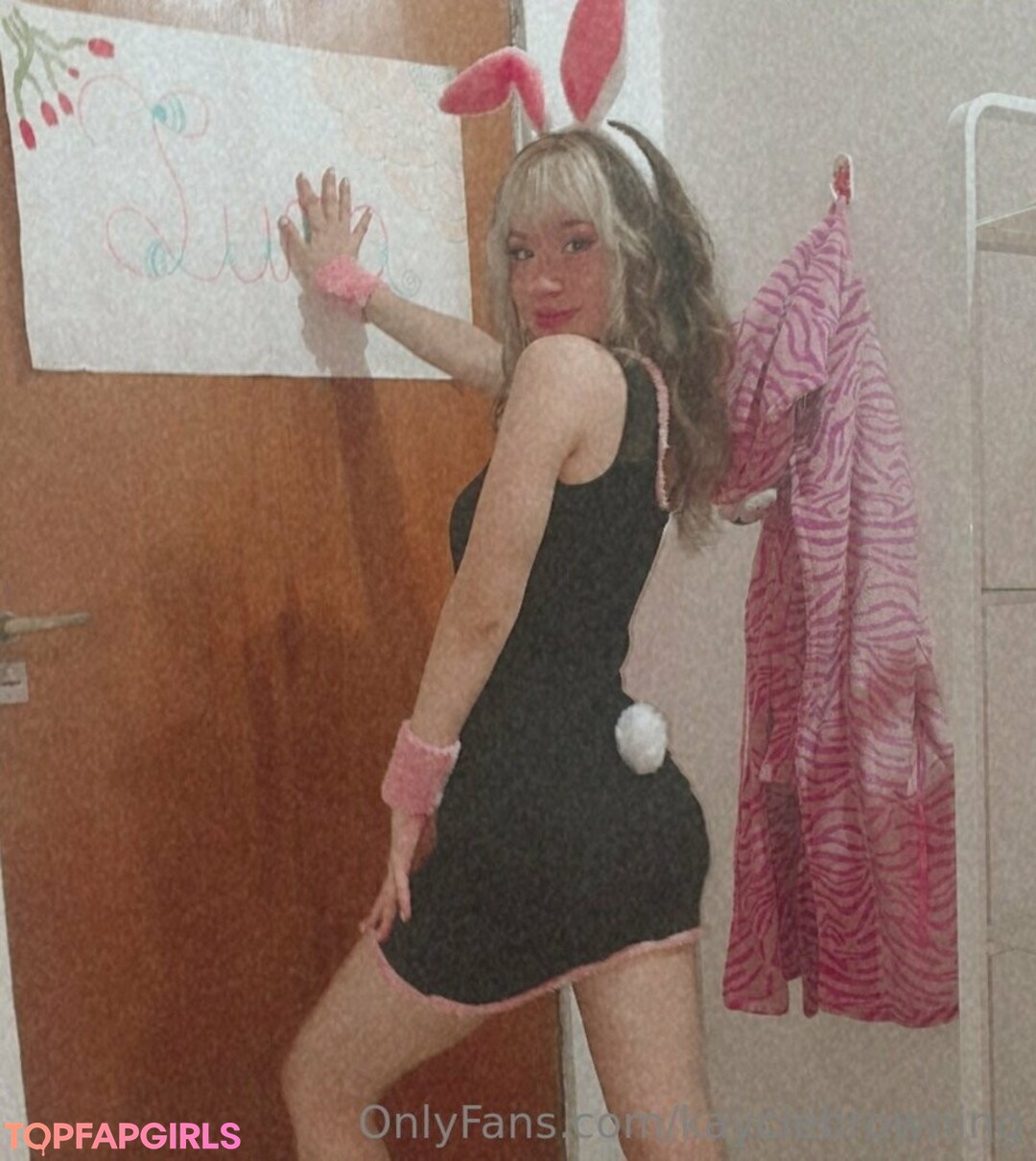 Foto di nudo di fuga di OnlyFans di Kayciebrowning #3 Foto di nudo di fuga di OnlyFans di Kayciebrowning #3