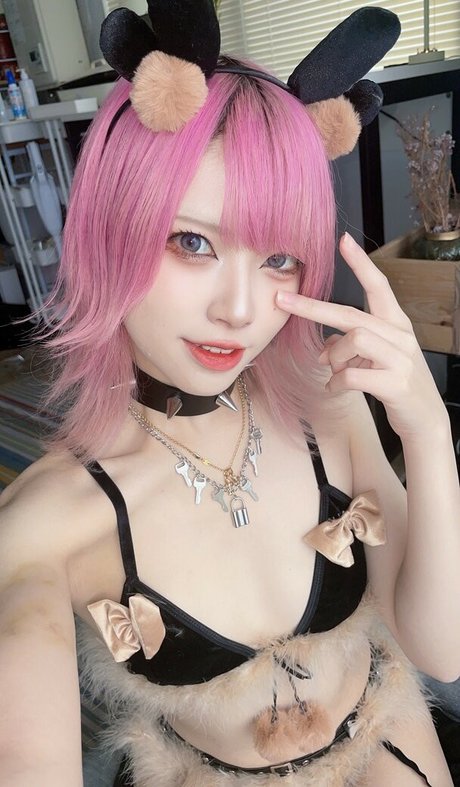 Foto di nudo di fuga di OnlyFans di Ponyoouji