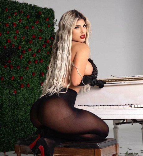 Foto di nudo di fuga di OnlyFans di Claudia Mustelier