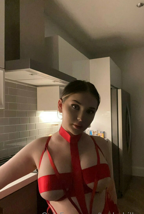 Foto di nudo di fuga di OnlyFans di Taylerhillss