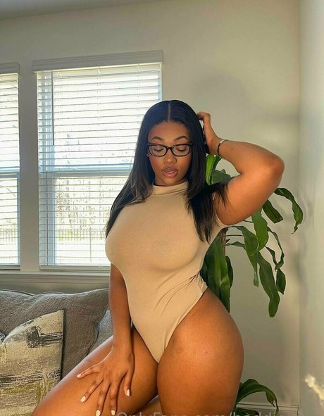 Foto di nudo di fuga di OnlyFans di Joyythestallion