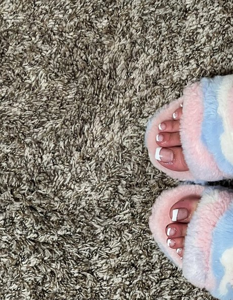 Foto di nudo di fuga di OnlyFans di Finesselikeari