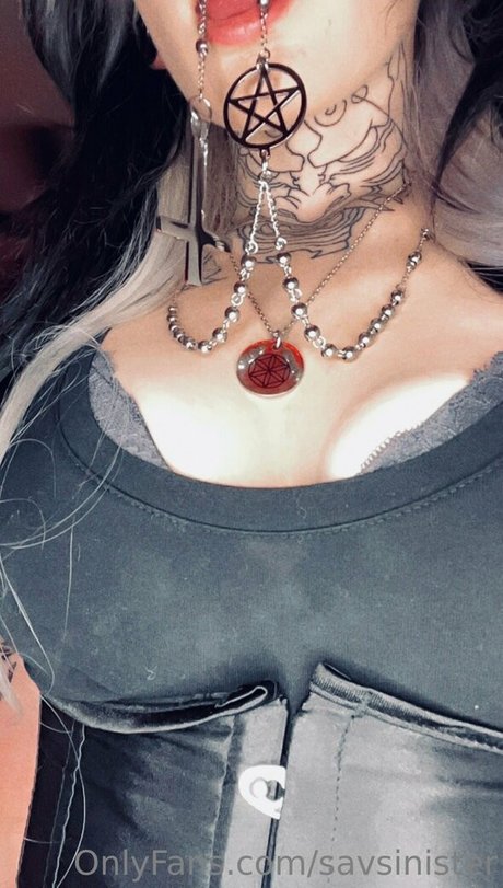 Foto di nudo di fuga di OnlyFans di Savsinister