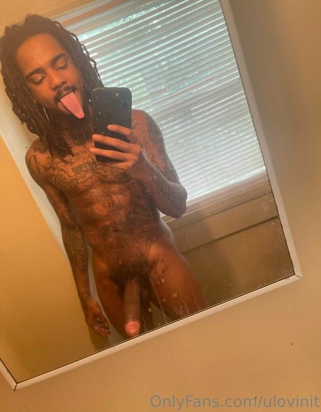 Foto di nudo di fuga di OnlyFans di Ulovinit
