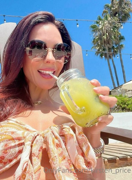 Foto di nudo di fuga di OnlyFans di Kirsten Price