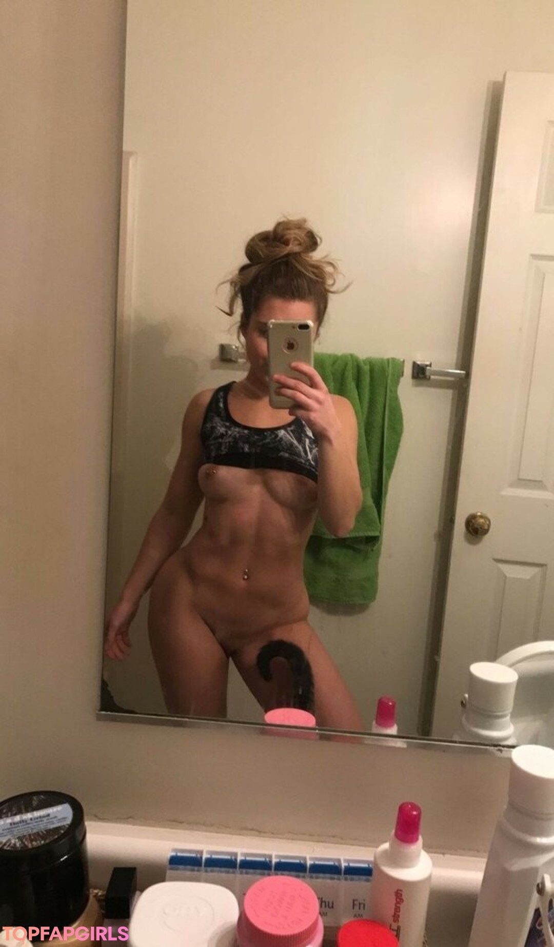 Foto di nudo di fuga di OnlyFans di Katrina Wright #36 Foto di nudo di fuga di OnlyFans di Katrina Wright #36