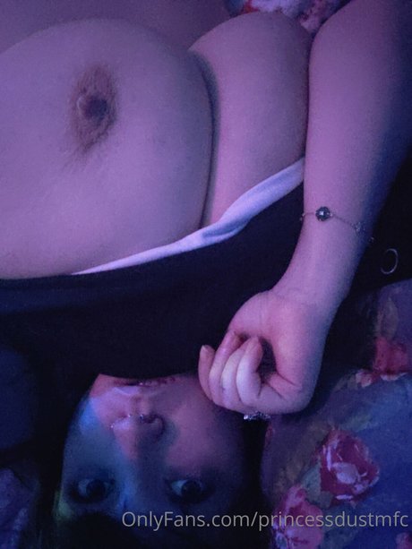 Foto di nudo di fuga di OnlyFans di Princess Dust
