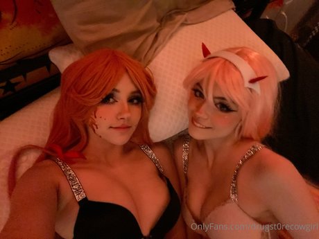 Foto di nudo di fuga di OnlyFans di Numetal Cowgirl