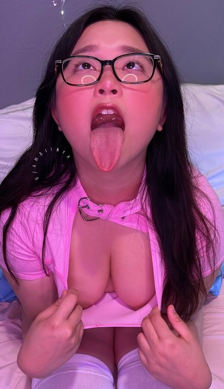Foto di nudo di fuga di OnlyFans di Ambiiyah