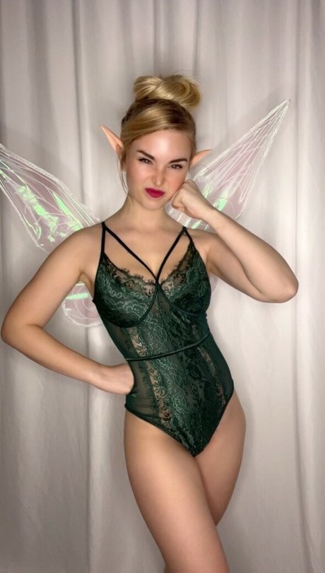 Foto di nudo di fuga di OnlyFans di Ashton Birdie
