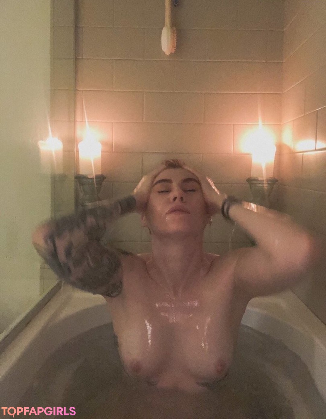 Foto di nudo di fuga di OnlyFans di Comicbookgirl19 #572 Foto di nudo di fuga di OnlyFans di Comicbookgirl19 #572